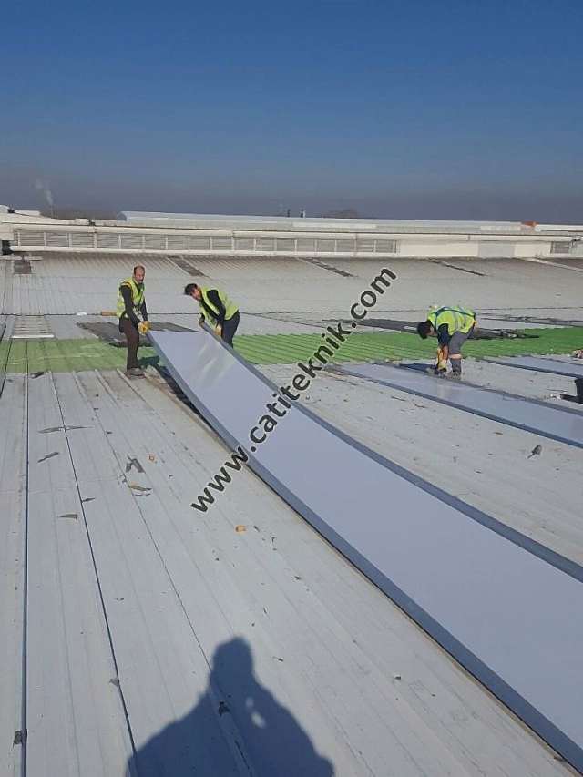 Sandviç Panel ve Polikarbon Çatı Tamiri